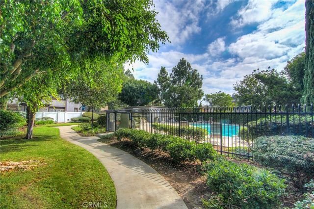 917 Van Ness Court, Costa Mesa, CA 92626