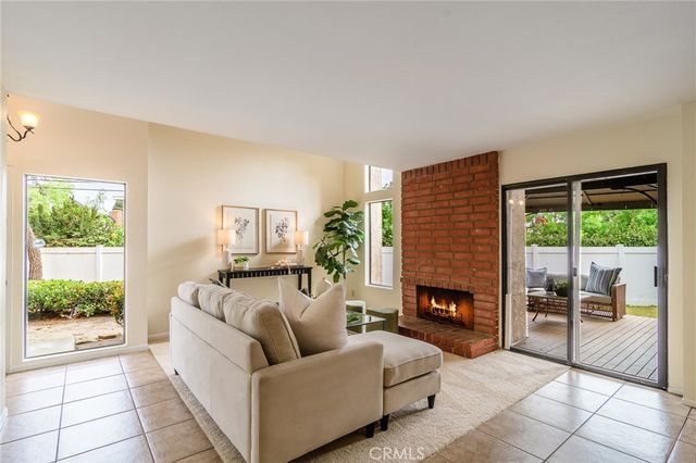 917 Van Ness Court, Costa Mesa, CA 92626