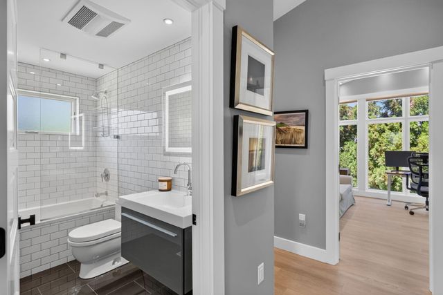 168 Bradford Street Extension Unit 3, Provincetown, MA 02657