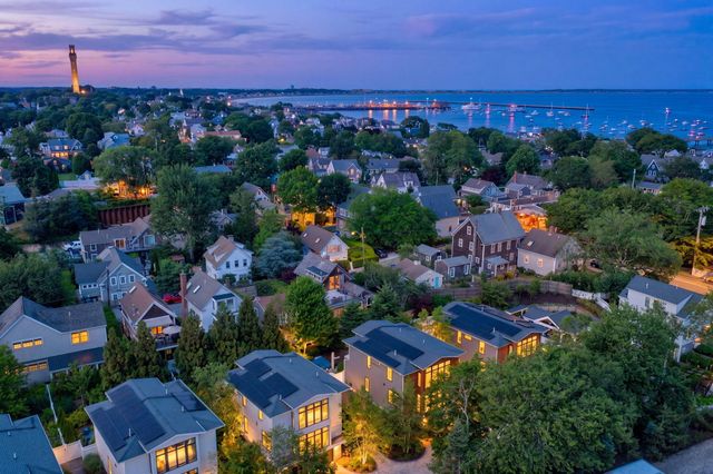 168 Bradford Street Extension Unit 3, Provincetown, MA 02657