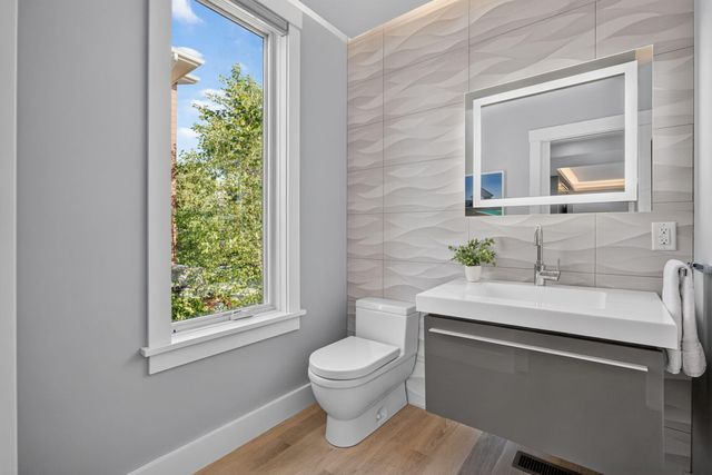 168 Bradford Street Extension Unit 3, Provincetown, MA 02657