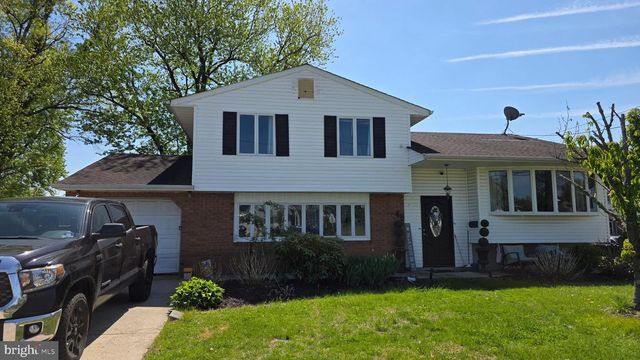 48 PRINCETON DR, Delran, NJ 08075