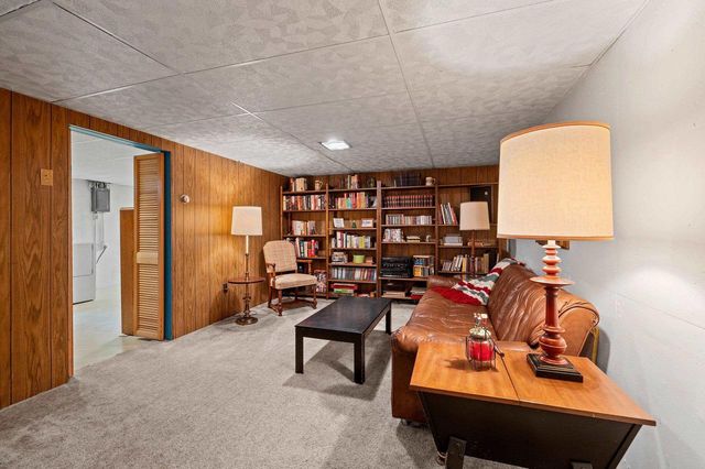300 TOWER VIEW DRIVE, Green Bay, WI 54301