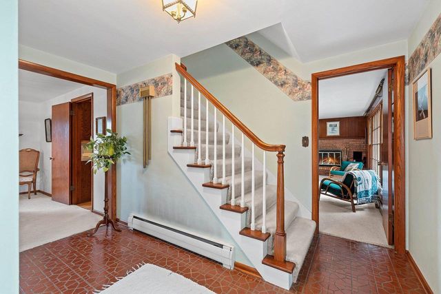 300 TOWER VIEW DRIVE, Green Bay, WI 54301