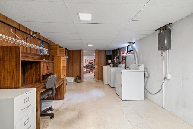 300 TOWER VIEW DRIVE, Green Bay, WI 54301