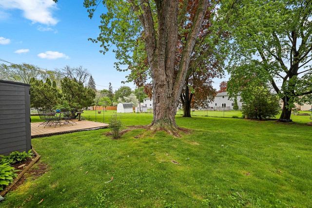 300 TOWER VIEW DRIVE, Green Bay, WI 54301
