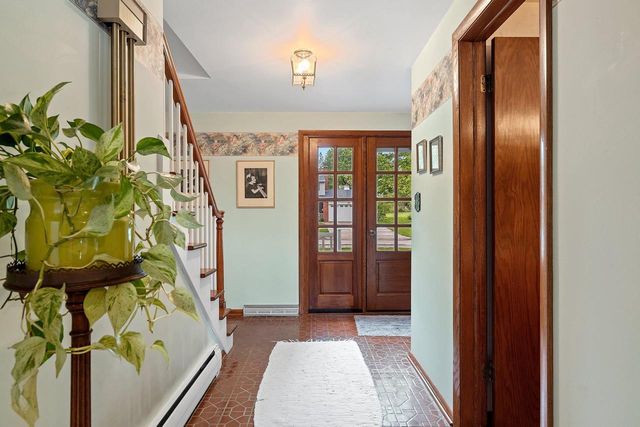 300 TOWER VIEW DRIVE, Green Bay, WI 54301