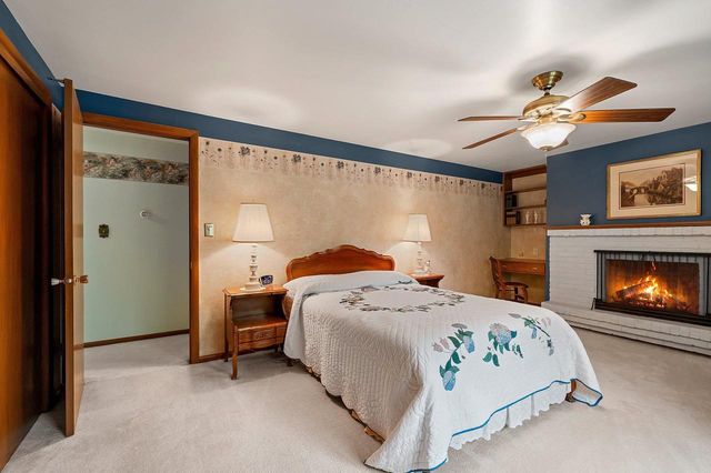 300 TOWER VIEW DRIVE, Green Bay, WI 54301