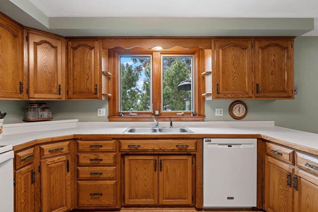 300 TOWER VIEW DRIVE, Green Bay, WI 54301