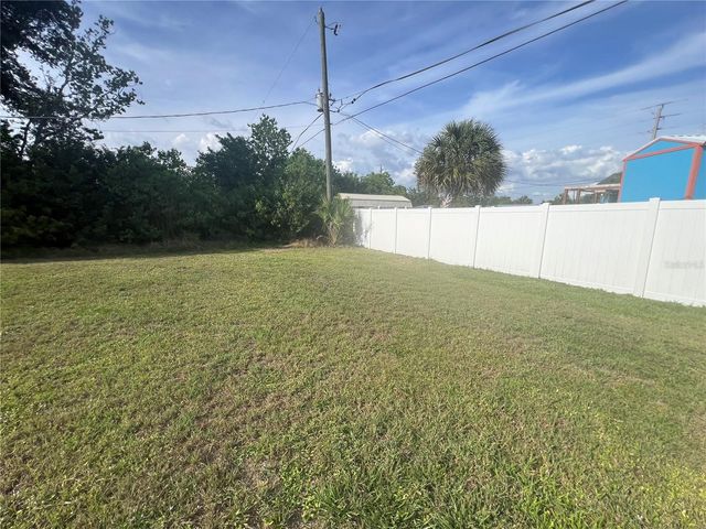 249 SEMINOLE BOULEVARD NW, Port Charlotte, FL 33952