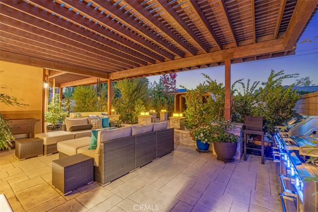 780 W Aster Place, Santa Ana, CA 92706