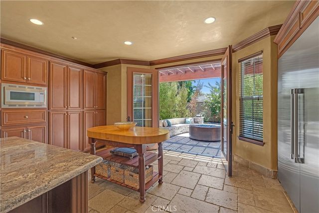 780 W Aster Place, Santa Ana, CA 92706