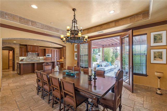 780 W Aster Place, Santa Ana, CA 92706