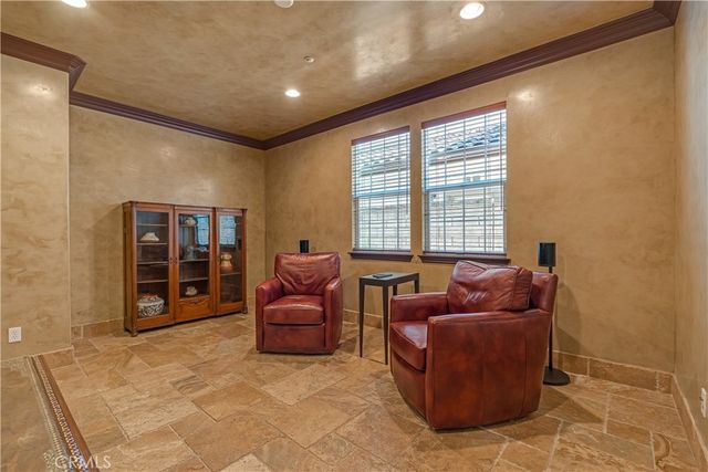 780 W Aster Place, Santa Ana, CA 92706