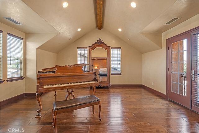 780 W Aster Place, Santa Ana, CA 92706