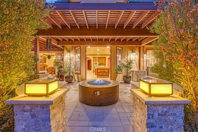 780 W Aster Place, Santa Ana, CA 92706