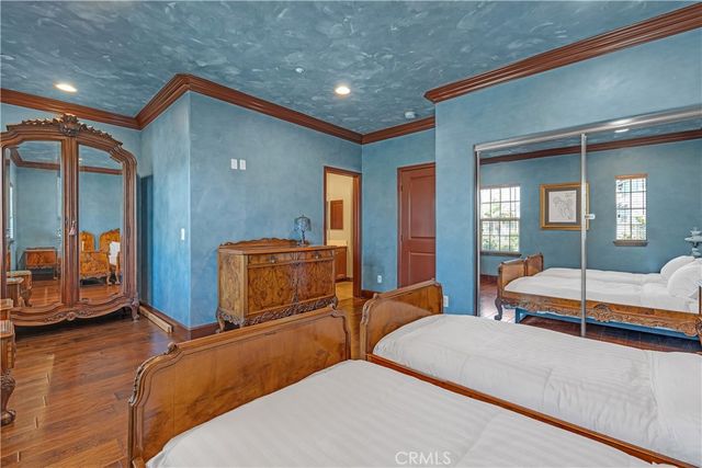 780 W Aster Place, Santa Ana, CA 92706