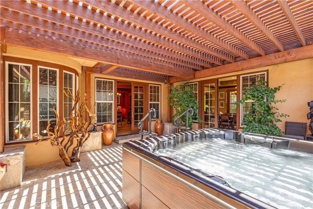 780 W Aster Place, Santa Ana, CA 92706