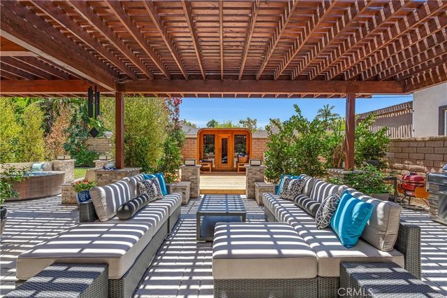 780 W Aster Place, Santa Ana, CA 92706