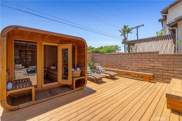 780 W Aster Place, Santa Ana, CA 92706