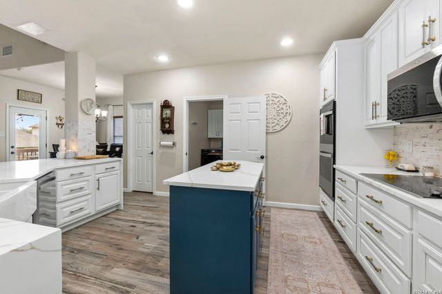 201 Kensington, Cibolo, TX 78108
