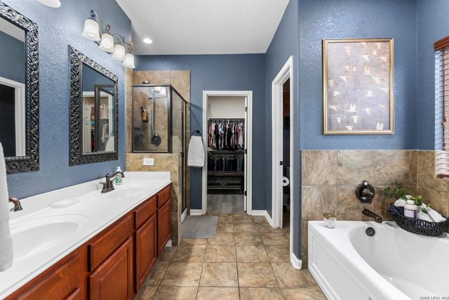 201 Kensington, Cibolo, TX 78108