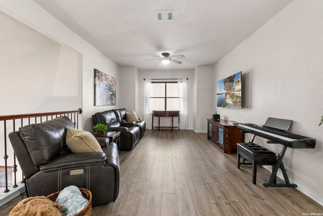 201 Kensington, Cibolo, TX 78108