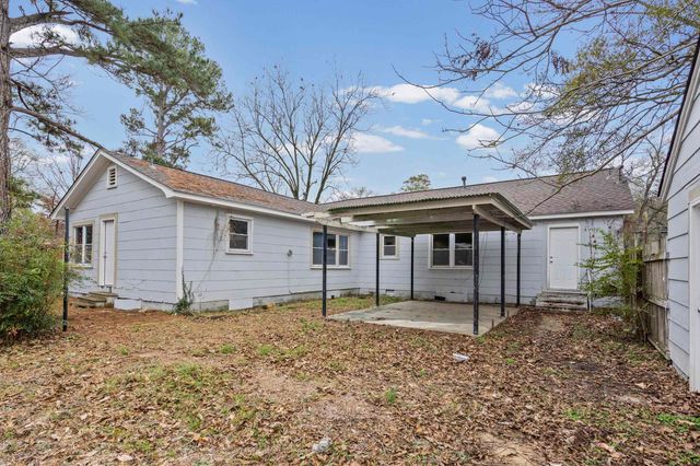 210 WEST ST, Batesville, MS 38606