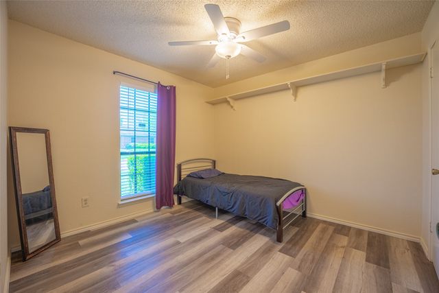 1234 Royal Oak Drive, Desoto, TX 75115