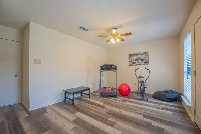 1234 Royal Oak Drive, Desoto, TX 75115