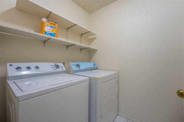 1234 Royal Oak Drive, Desoto, TX 75115