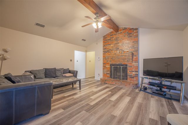 1234 Royal Oak Drive, Desoto, TX 75115