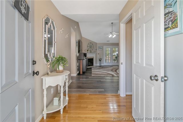 573 Thorncliff Drive, Raeford, NC 28376