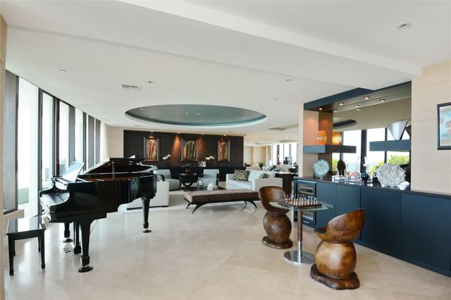 1 N Fort Lauderdale Beach Boulevard Lp 2302, Fort Lauderdale, FL 33304