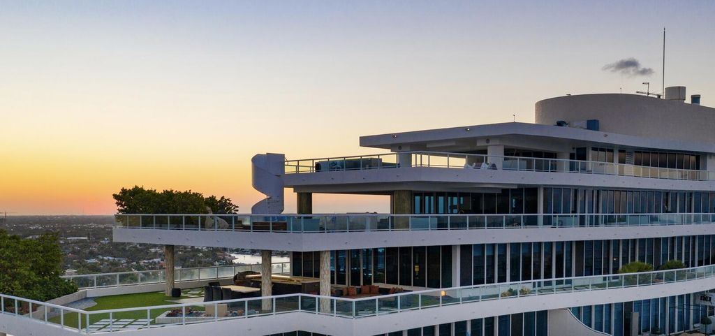 1 N Fort Lauderdale Beach Boulevard Lp 2302, Fort Lauderdale, FL 33304