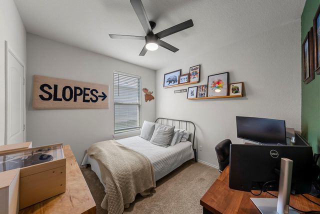 350 Purple Heart DR, Buda, TX 78610