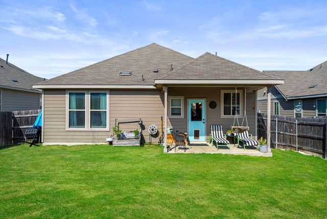 350 Purple Heart DR, Buda, TX 78610