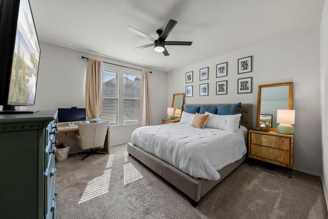 350 Purple Heart DR, Buda, TX 78610