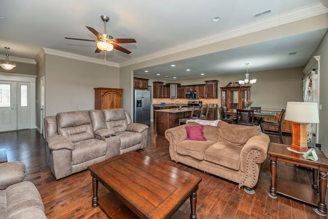 7520 W GOLDEN WILLOW DR, Columbia, MO 65202