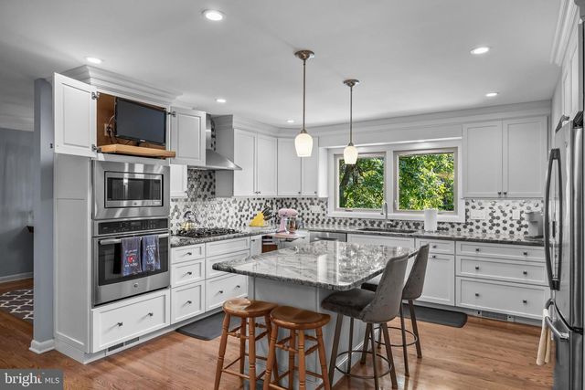 311 SAINT JAMES AVE, Merchantville, NJ 08109