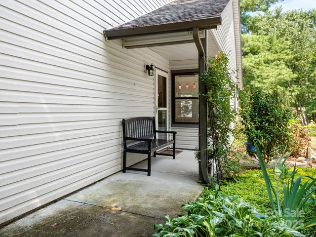 110 Cimarron Drive, Asheville, NC 28803