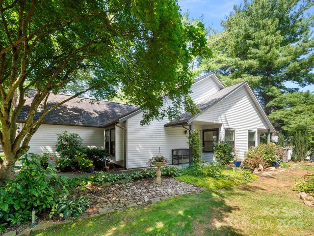 110 Cimarron Drive, Asheville, NC 28803