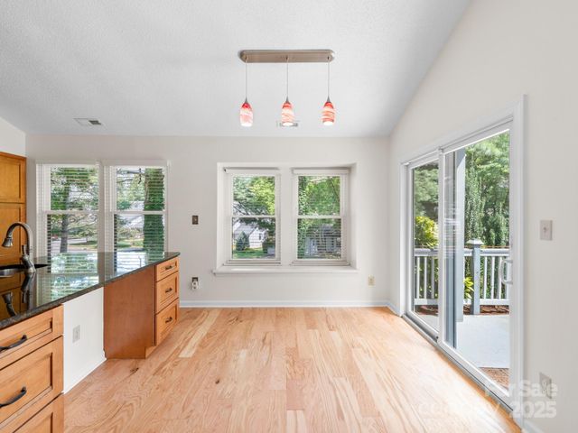 110 Cimarron Drive, Asheville, NC 28803