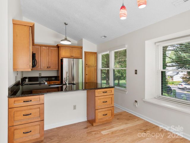 110 Cimarron Drive, Asheville, NC 28803