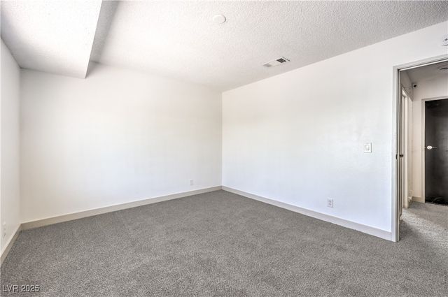 5086 Mountain Vista Street, Las Vegas, NV 89120