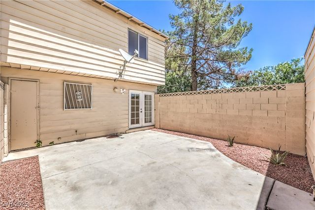 5086 Mountain Vista Street, Las Vegas, NV 89120