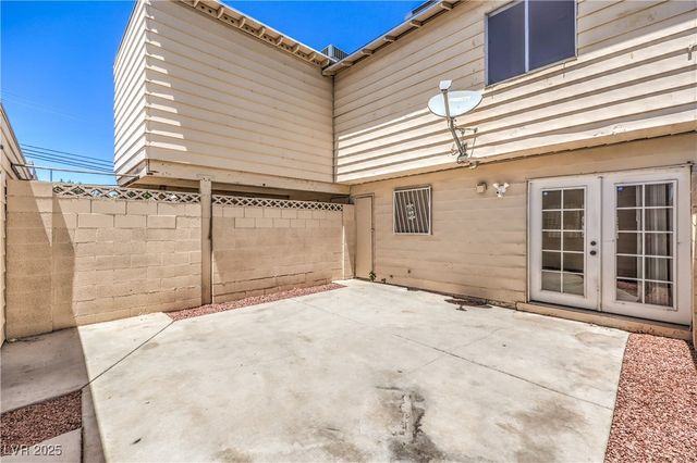 5086 Mountain Vista Street, Las Vegas, NV 89120