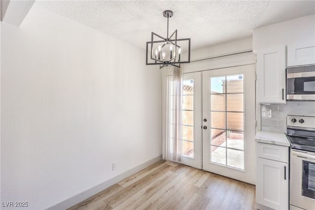 5086 Mountain Vista Street, Las Vegas, NV 89120