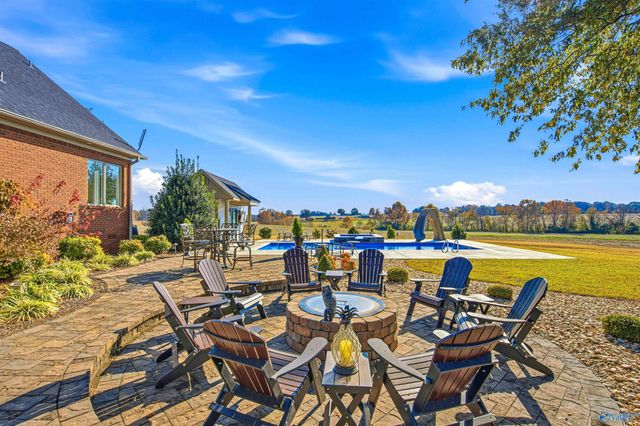 13843 Seven Mile Post Road, Athens, AL 35611