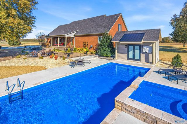 13843 Seven Mile Post Road, Athens, AL 35611